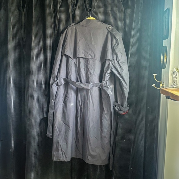 Vintage Trench Coat - Picture 5 of 9
